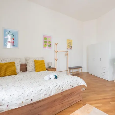 Central City Apartments * Prag