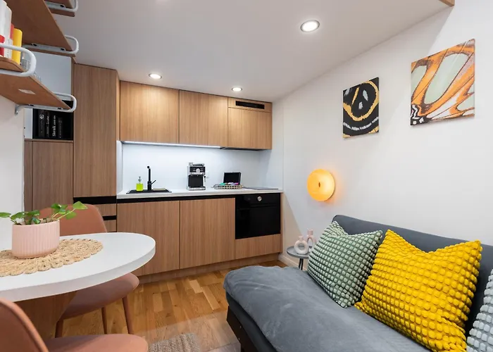 Central City Apartments דירה *
